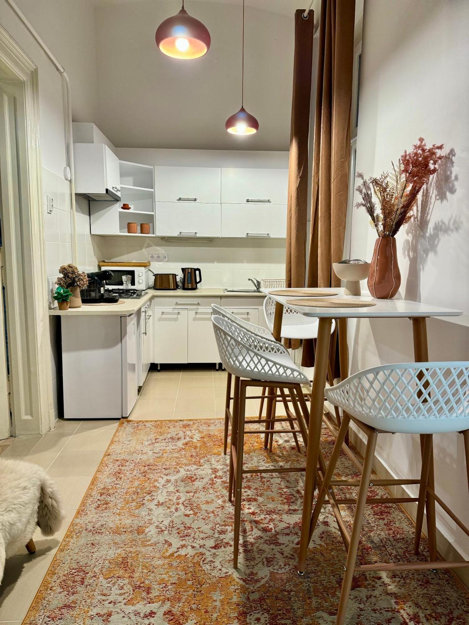 Stay At Liz Budapest Central Esterno foto